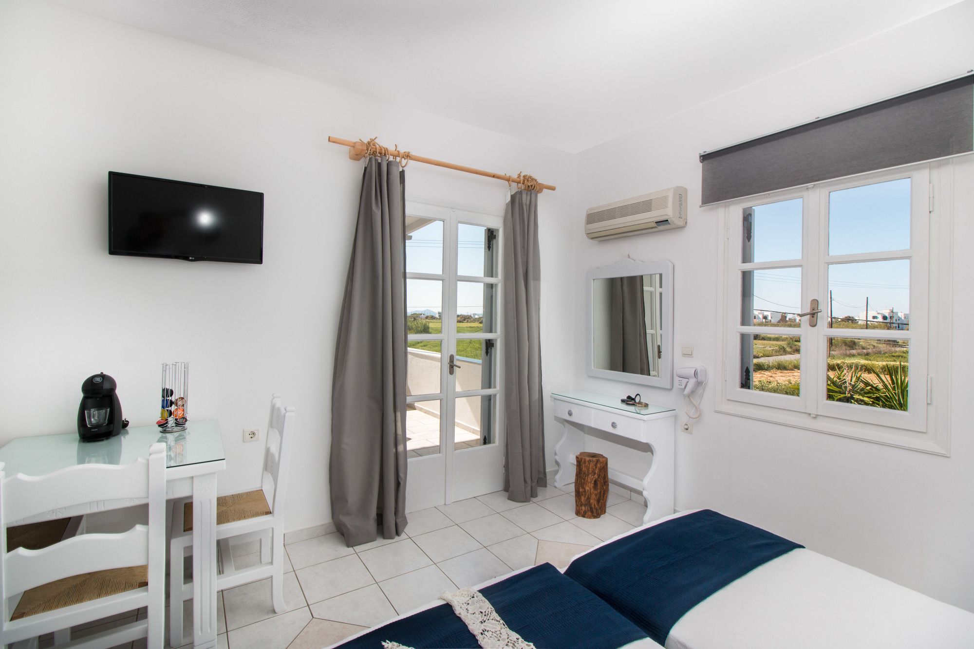 Naxos City Ktima Bianco 아파트 호텔 외부 사진